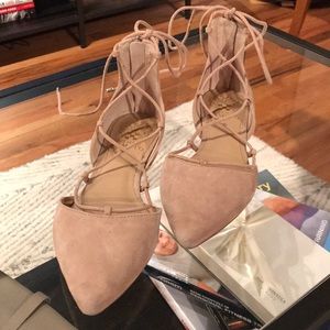 Vince Camuto Nude Lace Up Flat Size 7.5